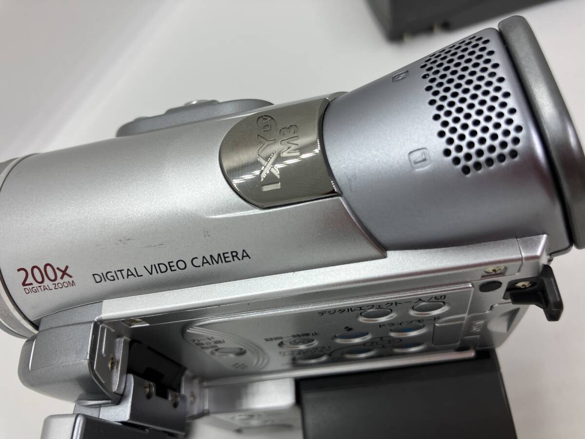 【2947】ビデオカメラ キャノン IXY DV M3 動作確認済み 説明書・バッテリー・充電器・ケーブル・ACアダプタ付きの画像7
