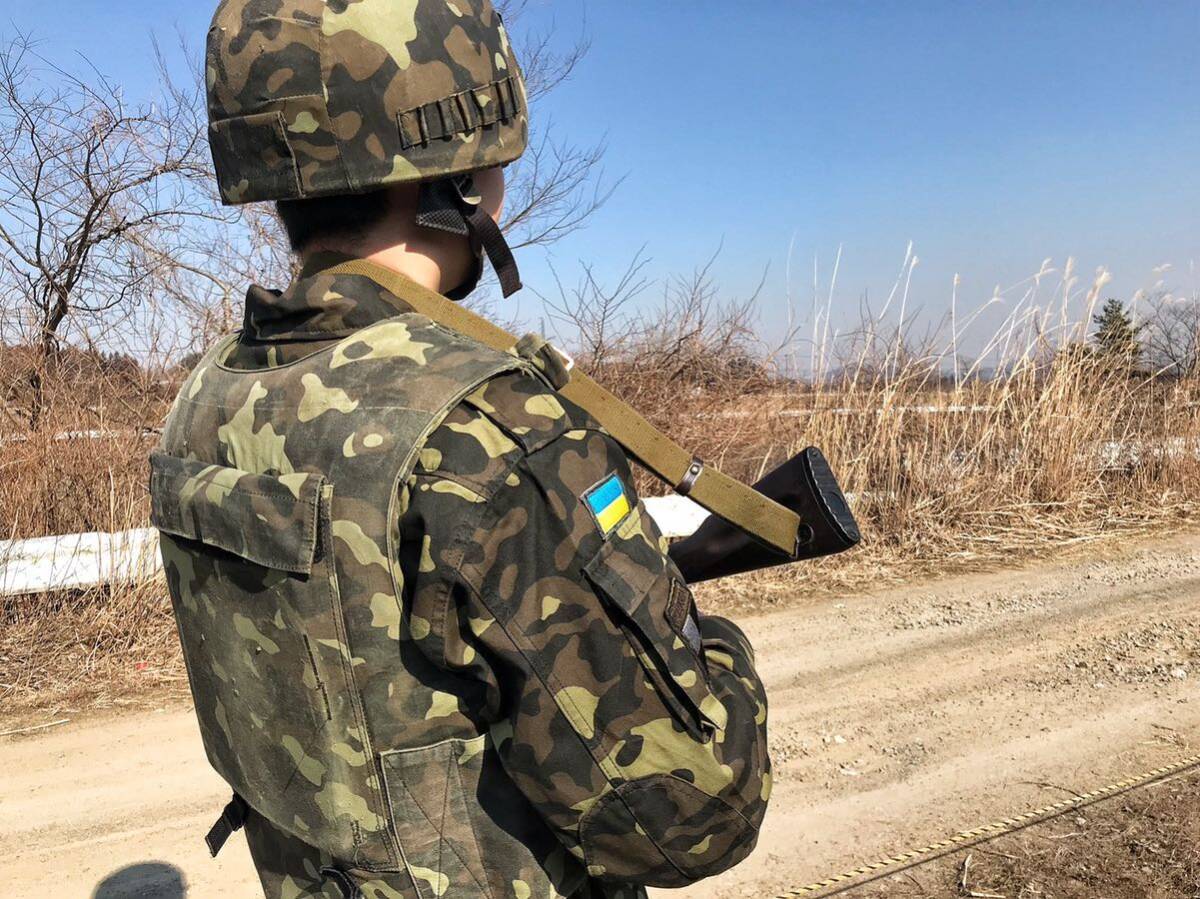 Yahoo!オークション - ウクライナ軍 ブタン迷彩 KFOR装備フルセット Yahoo!オークション - ウクライナ軍 ブタン迷彩 KFOR装備フルセット