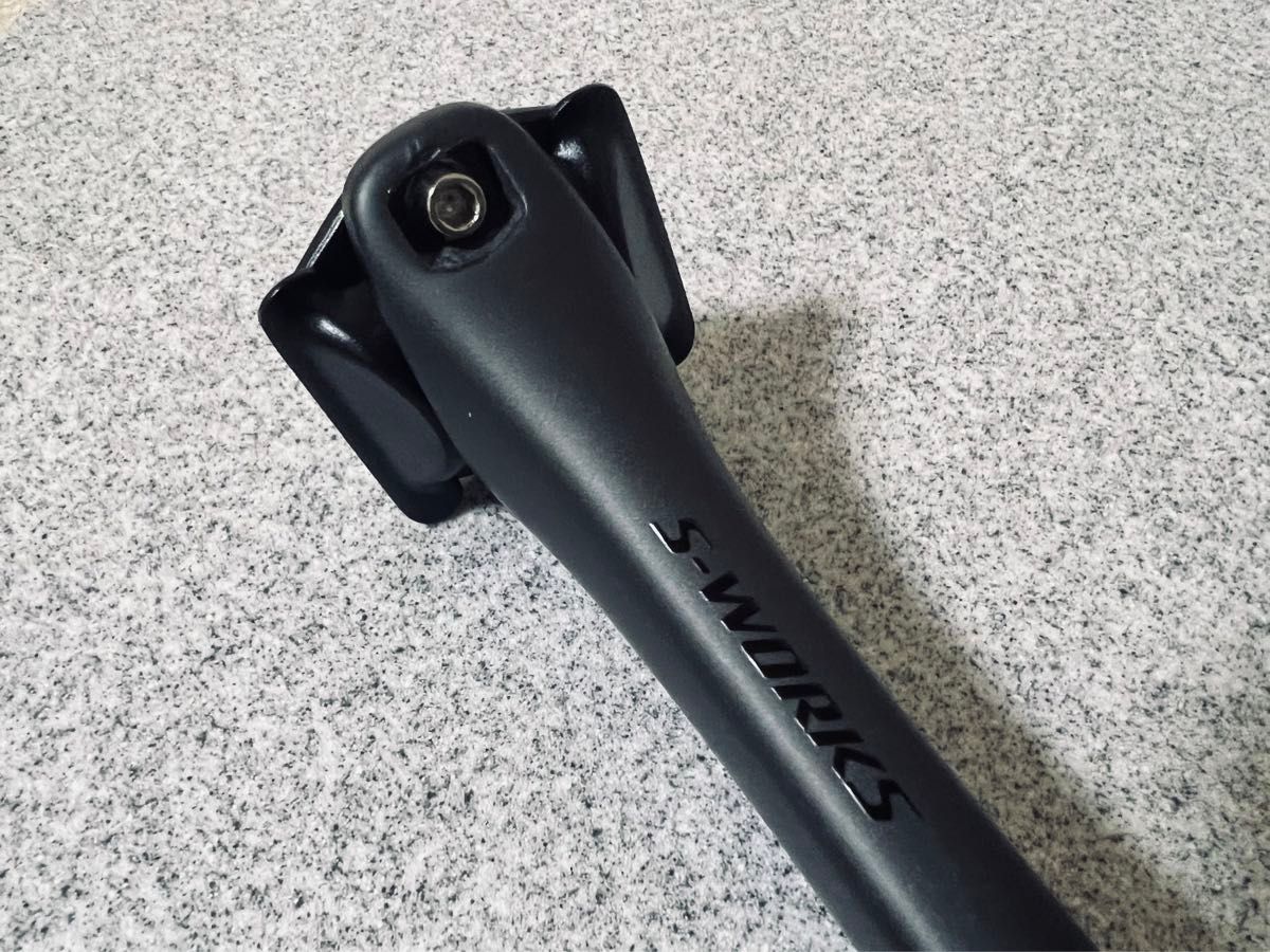 Tarmac SL8用のS-WORKS Tarmac SL8カーボンシートポスト15mm Tarmac SL8用のS-WORKS Tarmac SL8カーボンシートポスト15mm