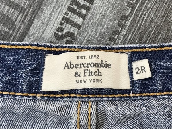 Abercrombie&Fitch アバクロンビーアンドフィッチ レディース クラッシュ加工 デニムジーンズパンツ 2R ライトブルー_画像2