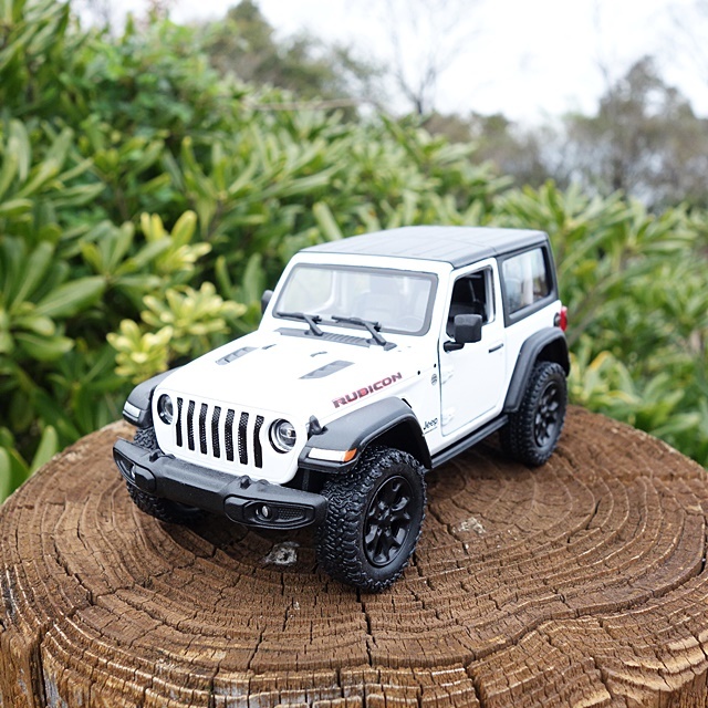 【送料350円】ＪＥＥＰ ＲＡＮＧＬＥＲ ミニカー 幌あり ジープ・ラングラー シボレー アメ車 ホワイト(生産終了）の画像1