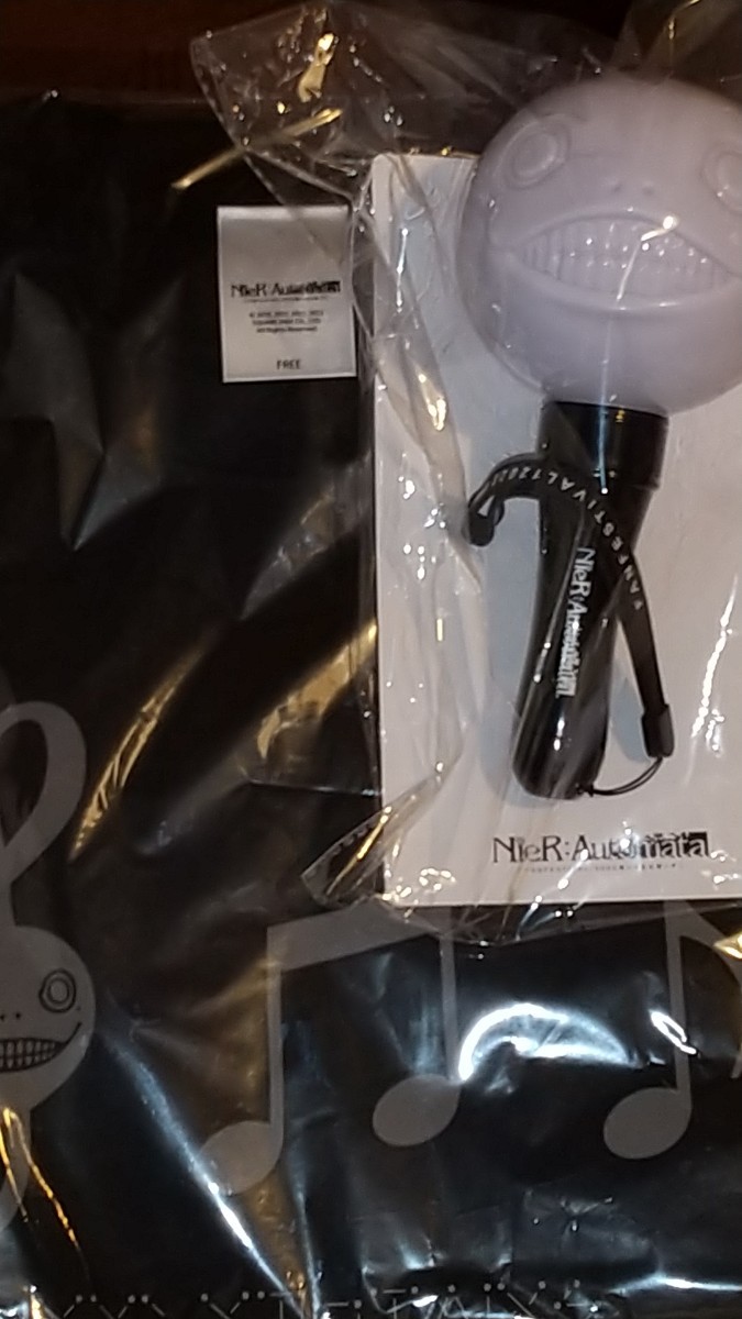[ free shipping ] knee a AT ta fan festival T-shirt & not for sale penlight 
