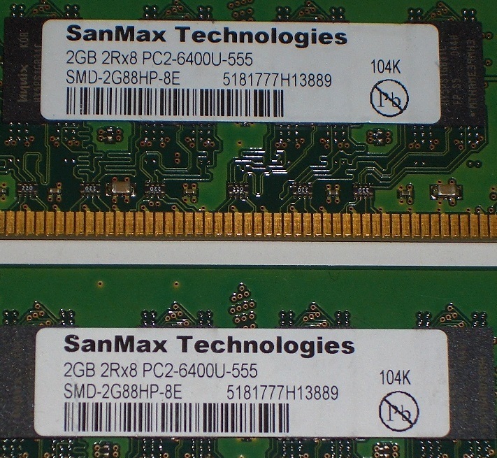 ◆SanMax製 PC2-6400 (DDR2-800) 4GB（2GB×2枚）完動品 即決！★送料120円！の画像2