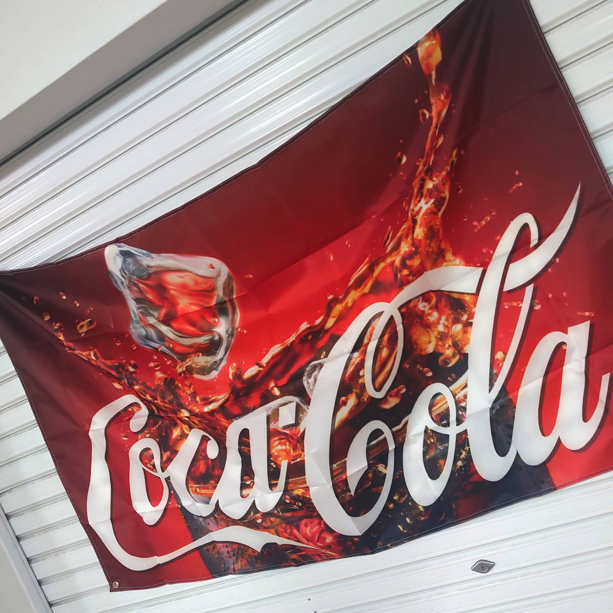 コカコーラ フラッグ P211 アメリカン雑貨 クラシック レトロ 旗 ポスター 壁面装飾 ノベルティーグッズ サインボード ブリキ看板 コーク_画像9