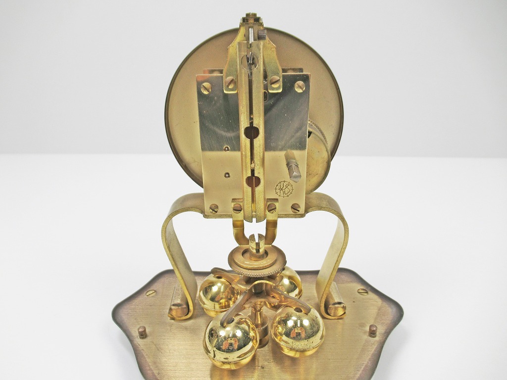 ◆[A7]当時物 機械式回転　振り子時計　置時計　ドイツ製　金色　ゼンマイ式　クロック　アンティーク　昭和レトロ　ジャンク品_画像7