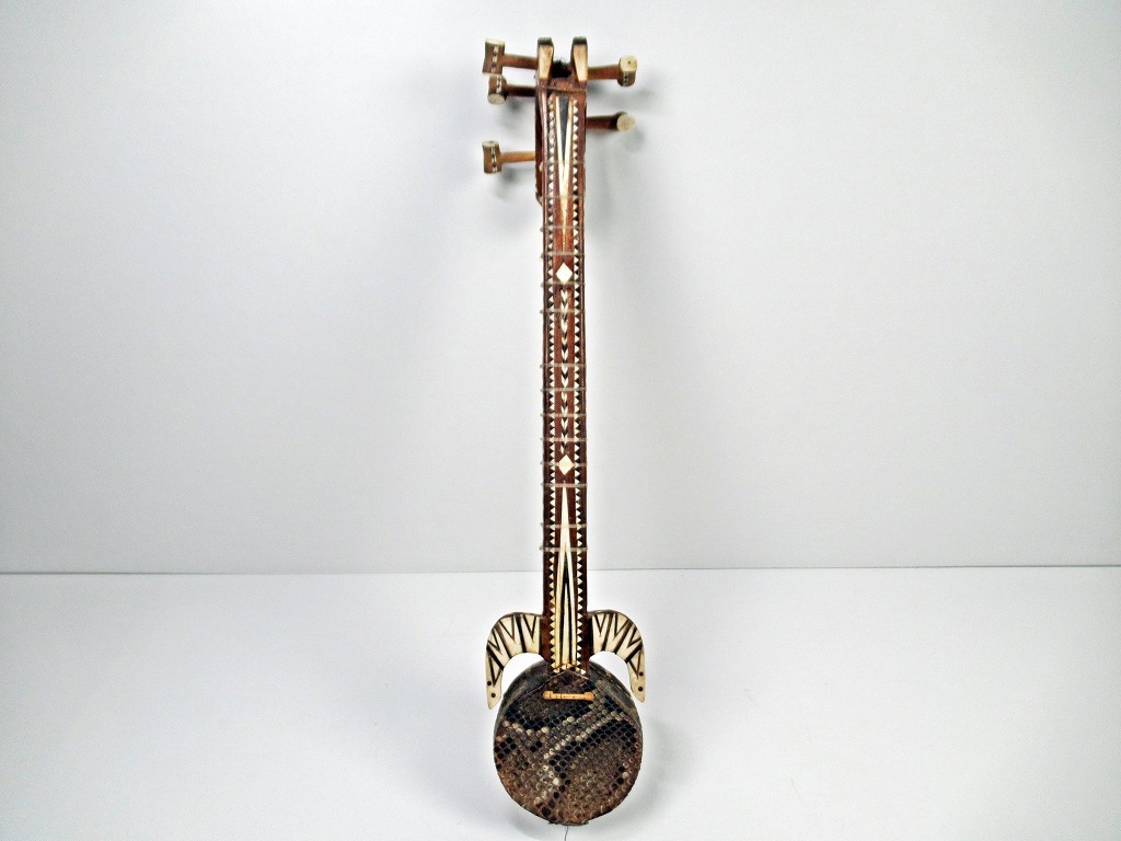 ◆[C77]ラワープ　ウイグル人の楽器　全長/約52cm　本蛇革使用　民族楽器　_画像2