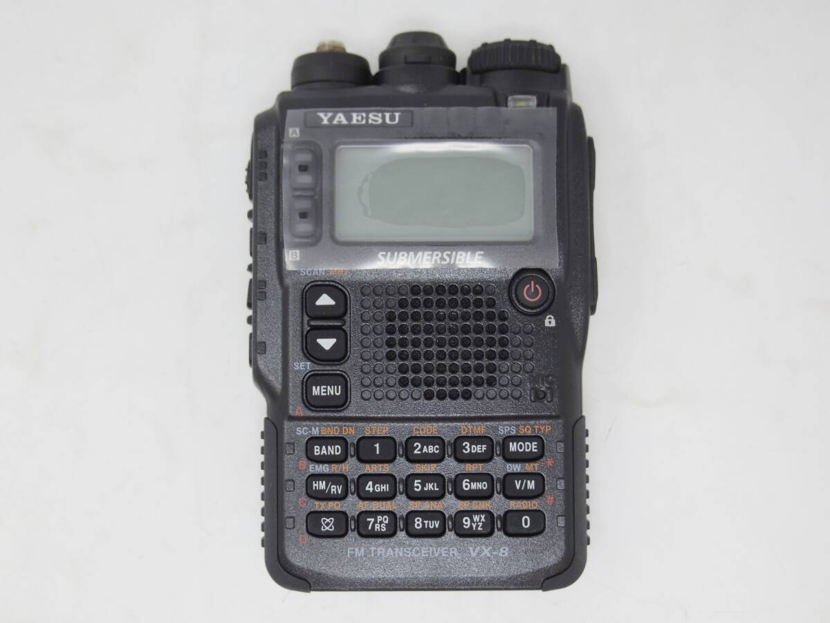 未使用 八重洲無線 yaesu ハンディ無線機 VX-8DR 海外仕様 50/144/430MHz ヤエス 日本製 トランシーバー_画像3