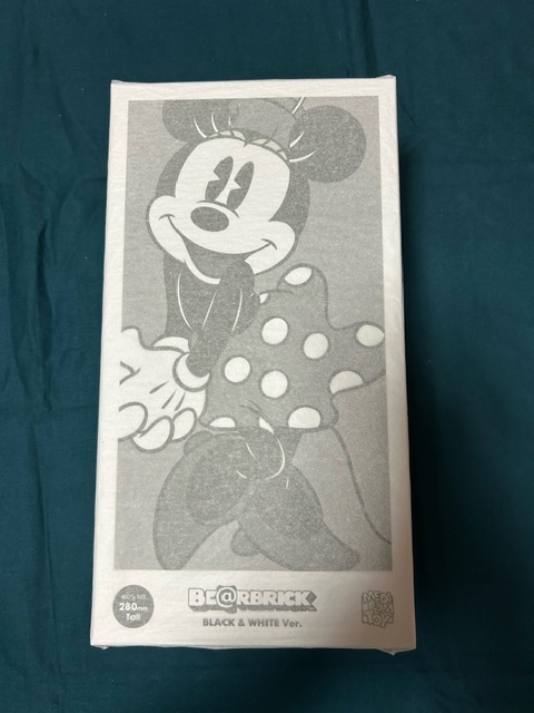 BE@RBRICK 初代 ミニーマウス 白黒ver 400% 未開封 (mF098b BE@RBRICK 初代 ミニーマウス 白黒ver 400% 未開封 (mF098b