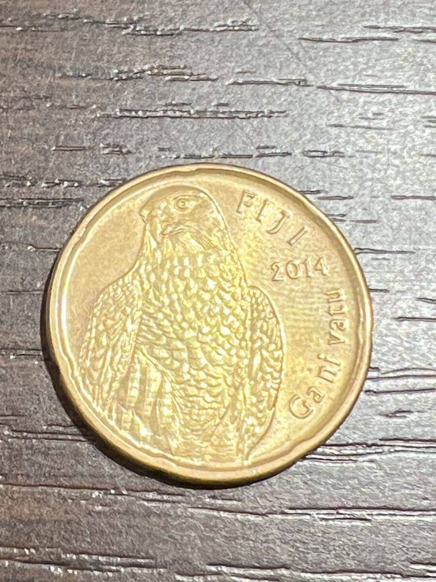 アイスランド 2014 2ドル Tanoa フィジー Gani vatu外国コイン 硬貨 アンティーク 古泉 流通/現状品 送84 同梱可_画像1