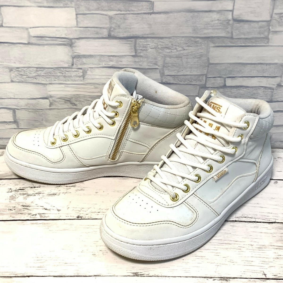 R5714bE VANS バンズ MAGNA マグナ スニーカー ホワイト R5714bE VANS バンズ MAGNA マグナ スニーカー ホワイト