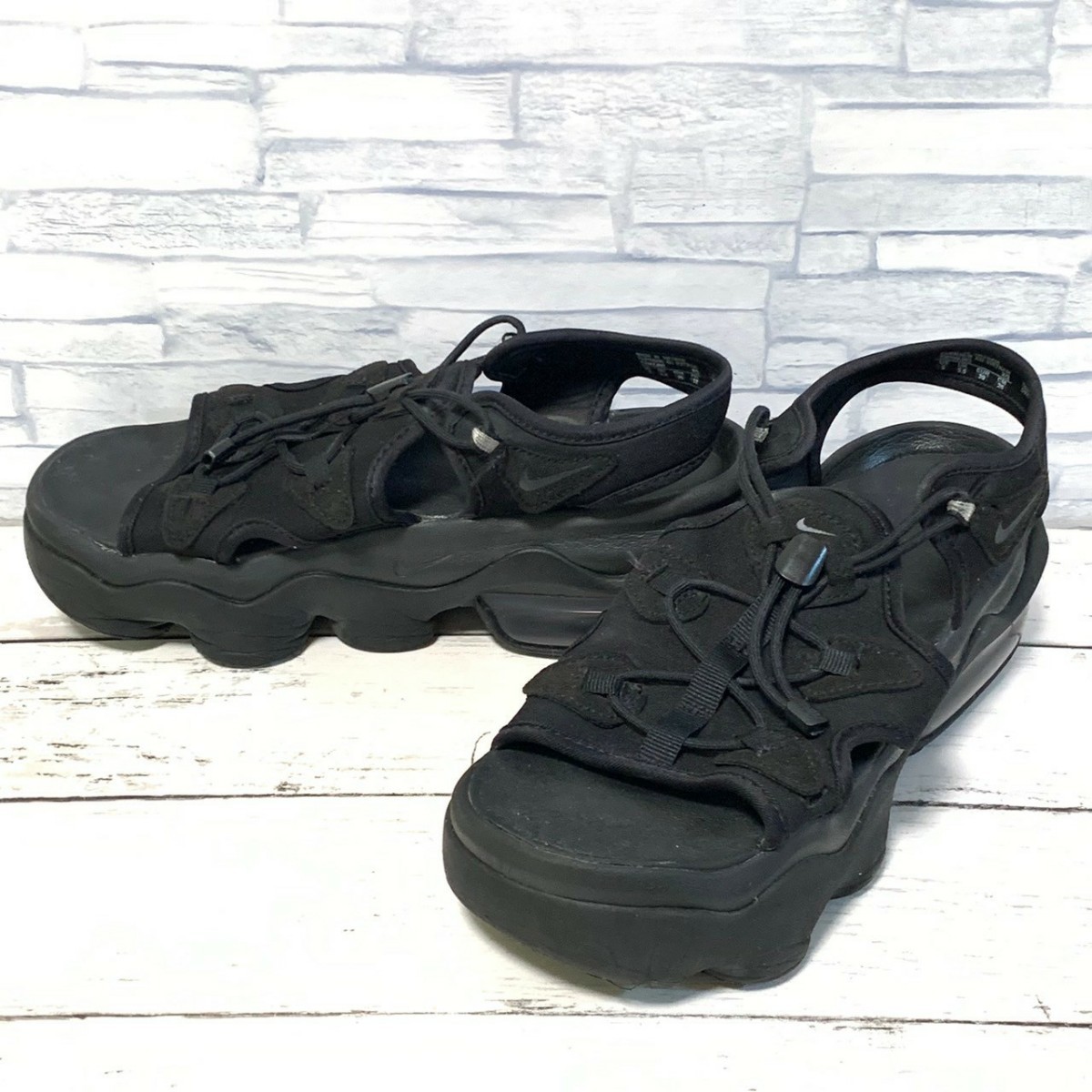 R5695bE NIKE Nike AIR MAX KOKO SANDAL air max здесь сандалии черный женский 25cm сандалии толщина низ все черный спортивный 