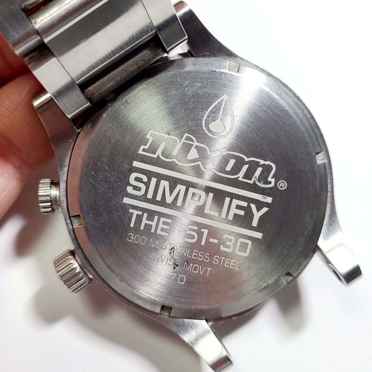 CM11LL NIXON ニクソン 腕時計 SIMPLIFY THE 51-30 51mmビッグフェイス 30気圧防水 高性能 リストウォッチ クォーツ ホワイト文字盤の画像2