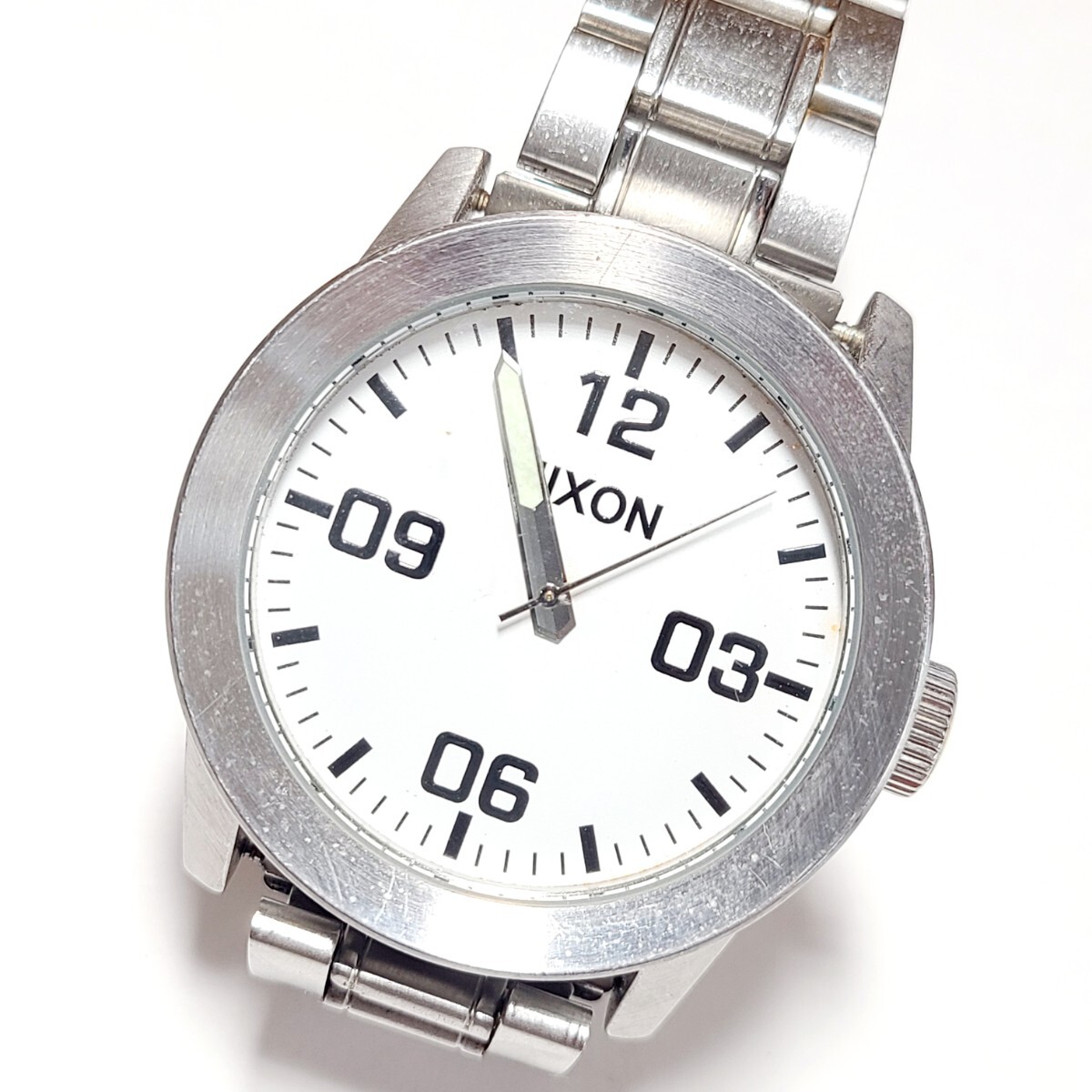 CM165LL NIXON ニクソン IN THE HOTZONE PRIVATE 腕時計 メンズウォッチ ホワイト文字盤 シルバー 100M防水 クォーツ