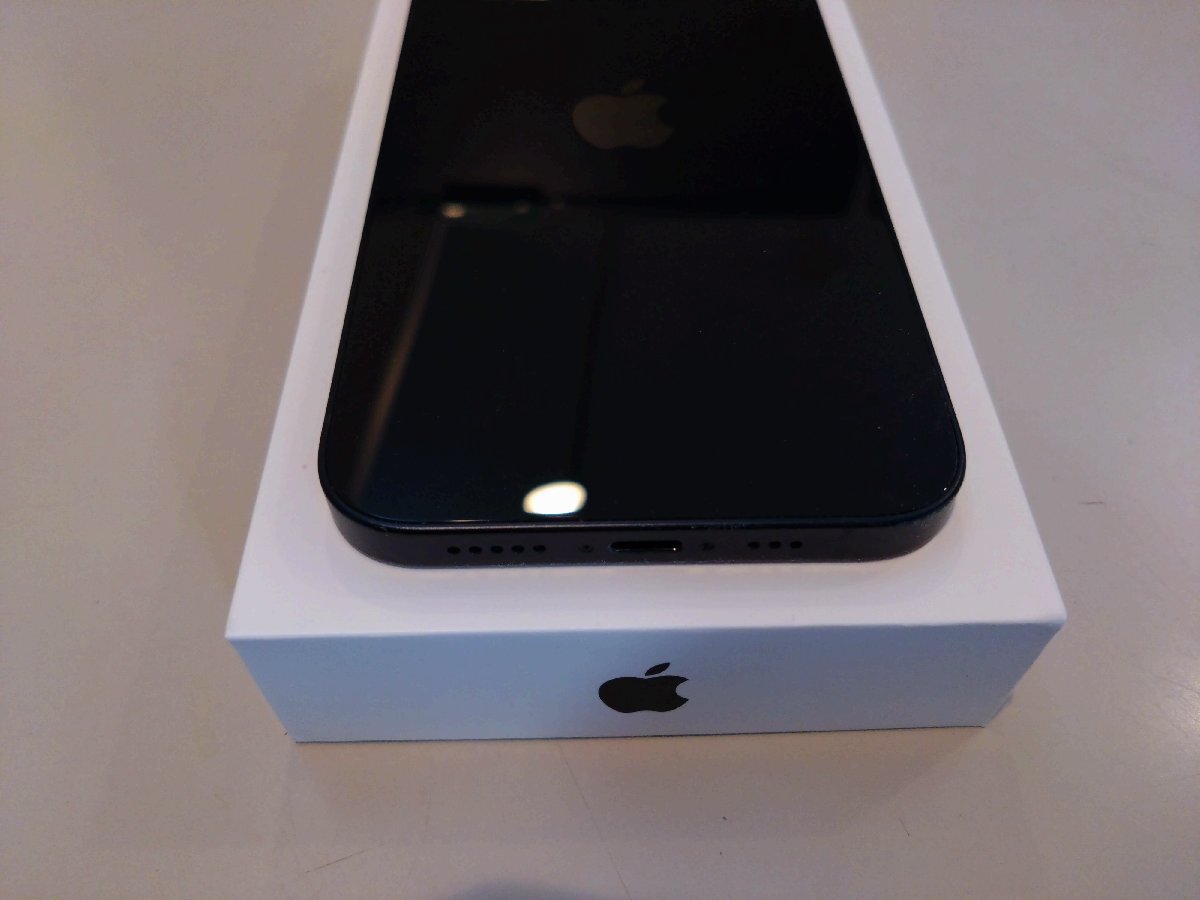 SIMフリー☆Apple iPhone12 128GB ブラック 中古品☆_画像3