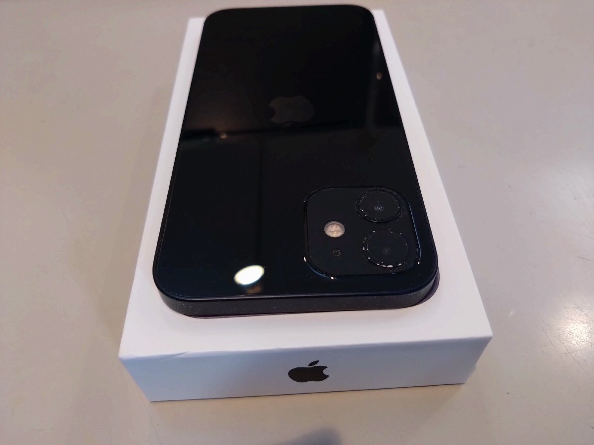 SIMフリー☆Apple iPhone12 128GB ブラック 中古品☆_画像6