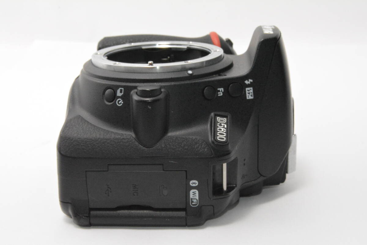 Yahoo!オークション - 極上美品 ニコン NIKON D5600 ボディ ジャンク Yahoo!オークション - 極上美品 ニコン NIKON D5600 ボディ ジャンク