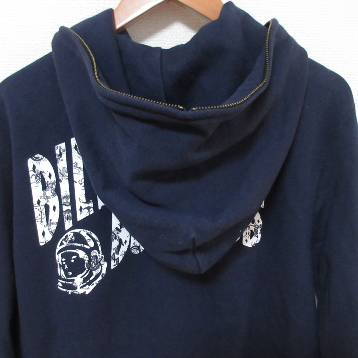 ほぼ美品 BILLIONAIRE BOYS CLUB ビリオネアボーイズクラブ ロゴプリント ジップアップ パーカー B0114K22 サイズS ネイビー ◆_画像4