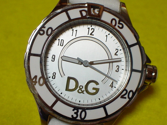 珍品 デザイン ドルチェ＆ガッバーナ ５ATM 腕時計 ホワイトの画像1