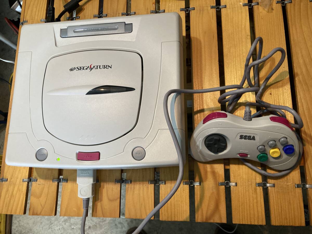 5100円 セガサターン 白 HST-3220 美品 状態良好 銅さ確認済み 5100円 セガサターン 白 HST-3220 美品 状態良好 銅さ確認済み