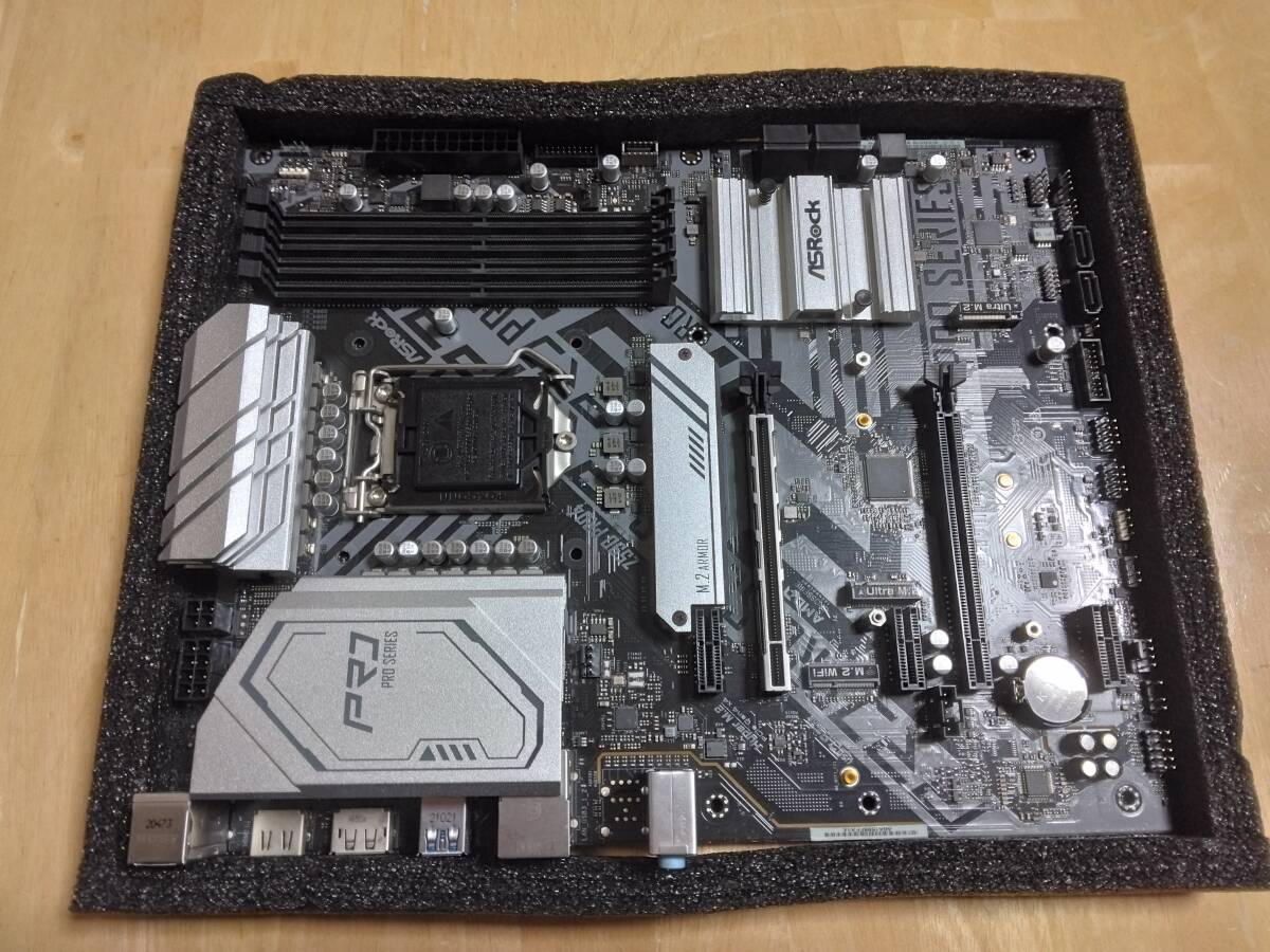 ASRock Z590 Pro4 正常動作確認済み ATX LGA1200の画像1