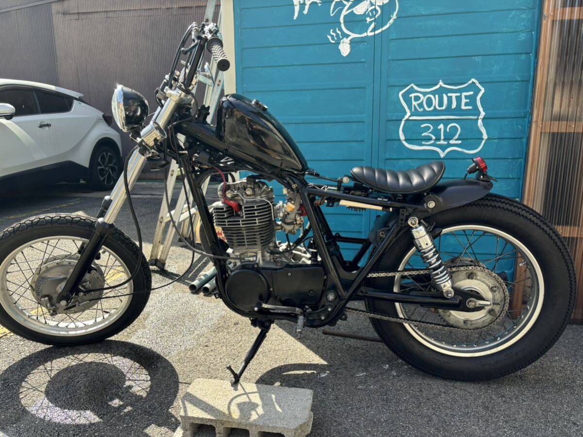 sr400 ナローチョッパー FCRキャブ フルカスタムの画像2