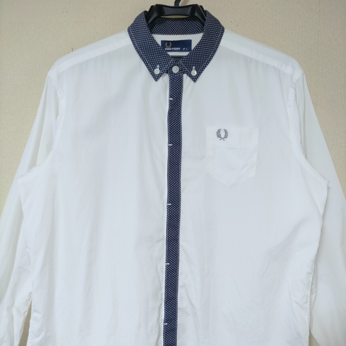 フレッドペリー FRED PERRY シャツ 長袖 ドット ワイシャツ ドレスシャツ カジュアル ボタンダウン 比翼ボタン 刺繍ロゴ 白 ホワイト L_画像4