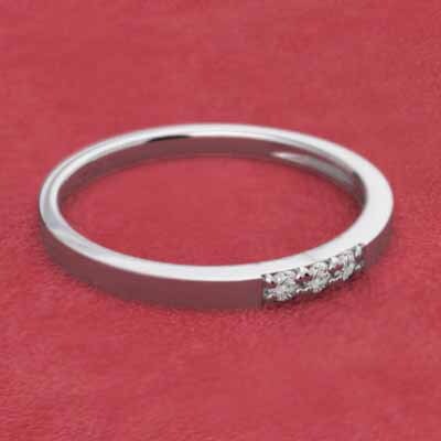 平たい リング 3石 細い 指輪 天然ダイヤモンド 10金ホワイトゴールド 幅約1.7mmリング 細め_画像3