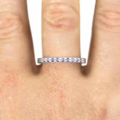細い 指輪 平たい リング ハーフ エタニティ 指輪 タンザナイト プラチナ900 幅約1.7mmリング 細め_画像2