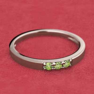 品質のいい リング 平打ち ペリドット 14404円 3ストーン k18 指輪 細い ゴールド