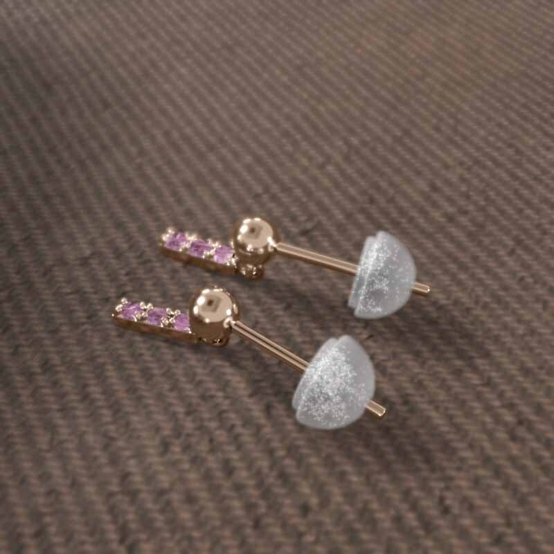最新情報 8840円 プレート ピンクサファイヤ ペアピアス スリーストーン ゴールド