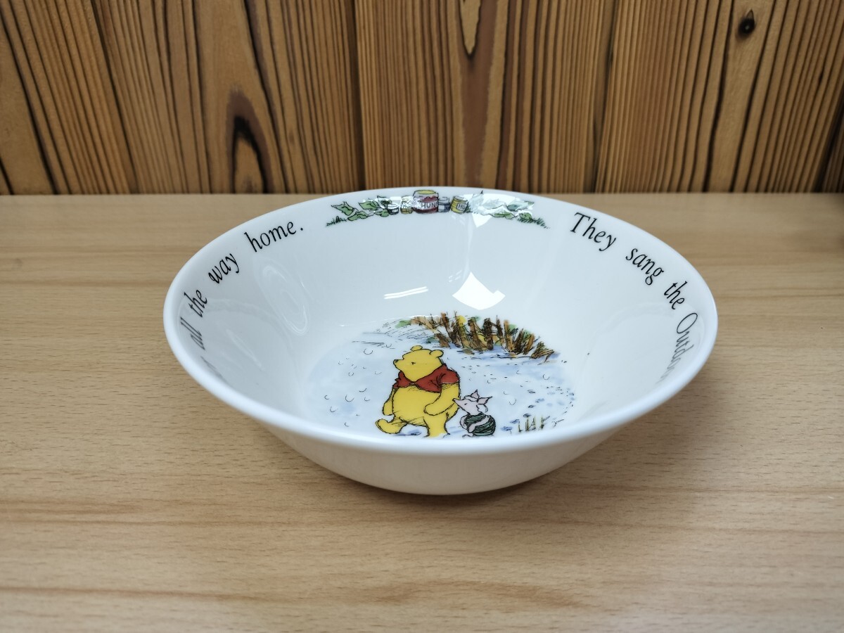 ★未使用　ROYAL DOULTON　ロイヤルドルトン　WINNIE THE POOH　プーさん　プレート　ボウル　マグカップ　セット★