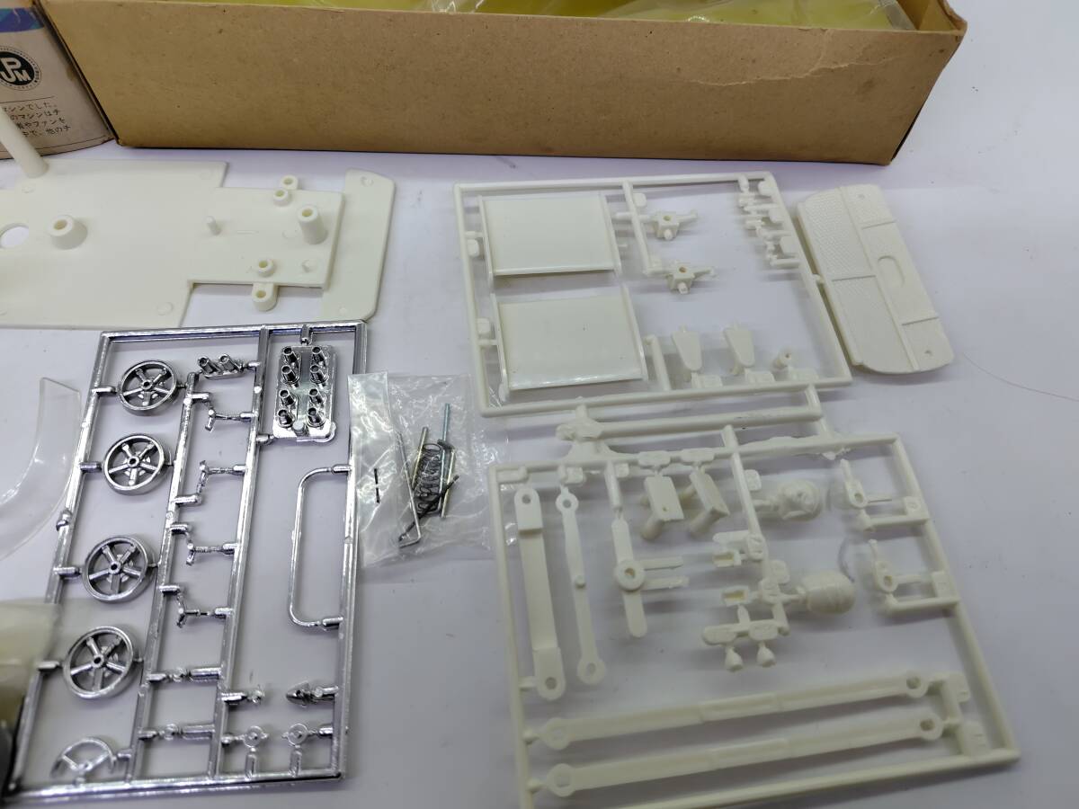 Yahoo!オークション - 希少 イッコー製 1/24 ニッサンR381 Yahoo!オークション - 希少 イッコー製 1/24 ニッサンR381