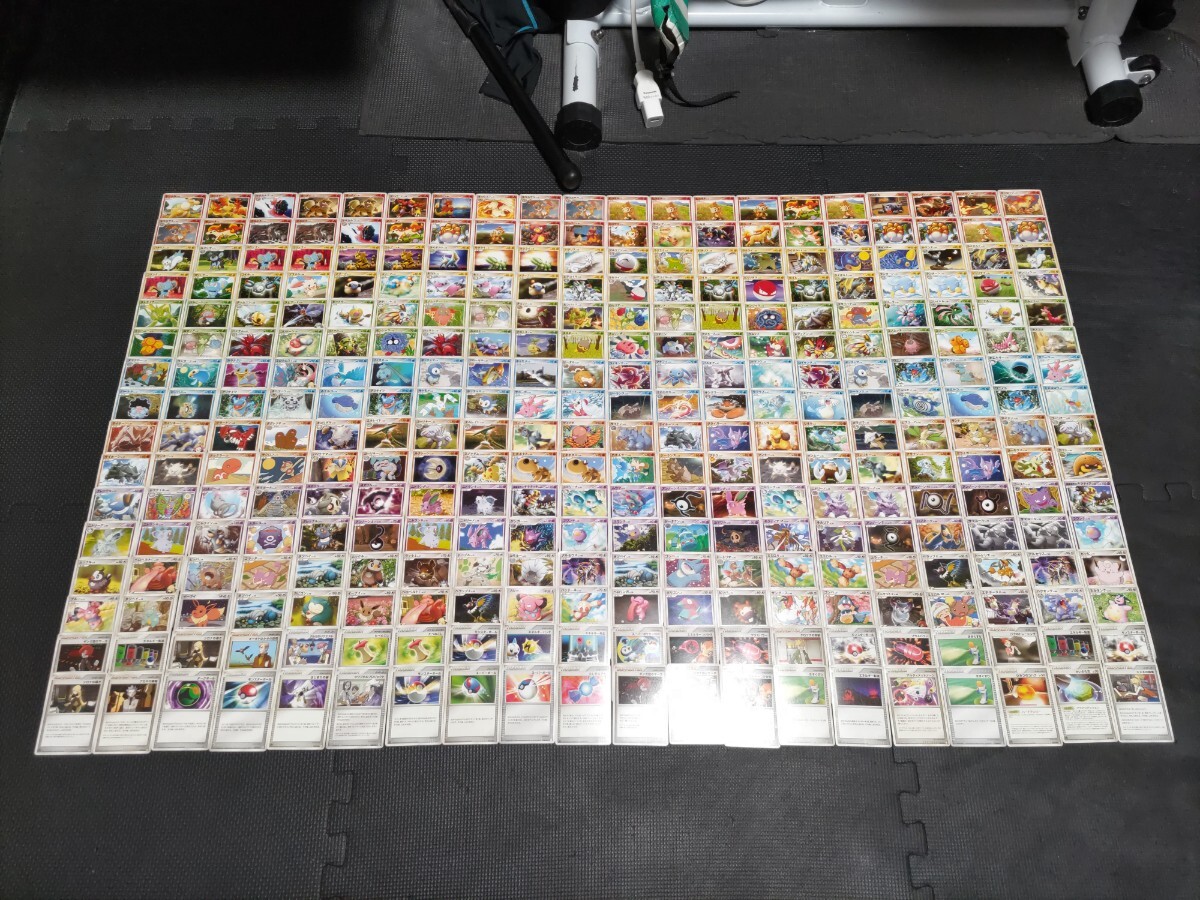 究極引退品 新・旧裏面ポケモンカード大量まとめ売り キラ・ホロカード約1000枚 ノーマル3500枚以上 絶版 adv等 日本製 約15ｋｇ弱 当時物の画像7