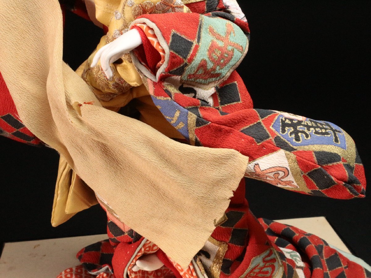 人間国宝 平田郷陽 作 「枕獅子」 共箱 昭和14年 歌舞伎人形 人間国宝 平田郷陽 作 「枕獅子」 共箱 昭和14年 歌舞伎人形