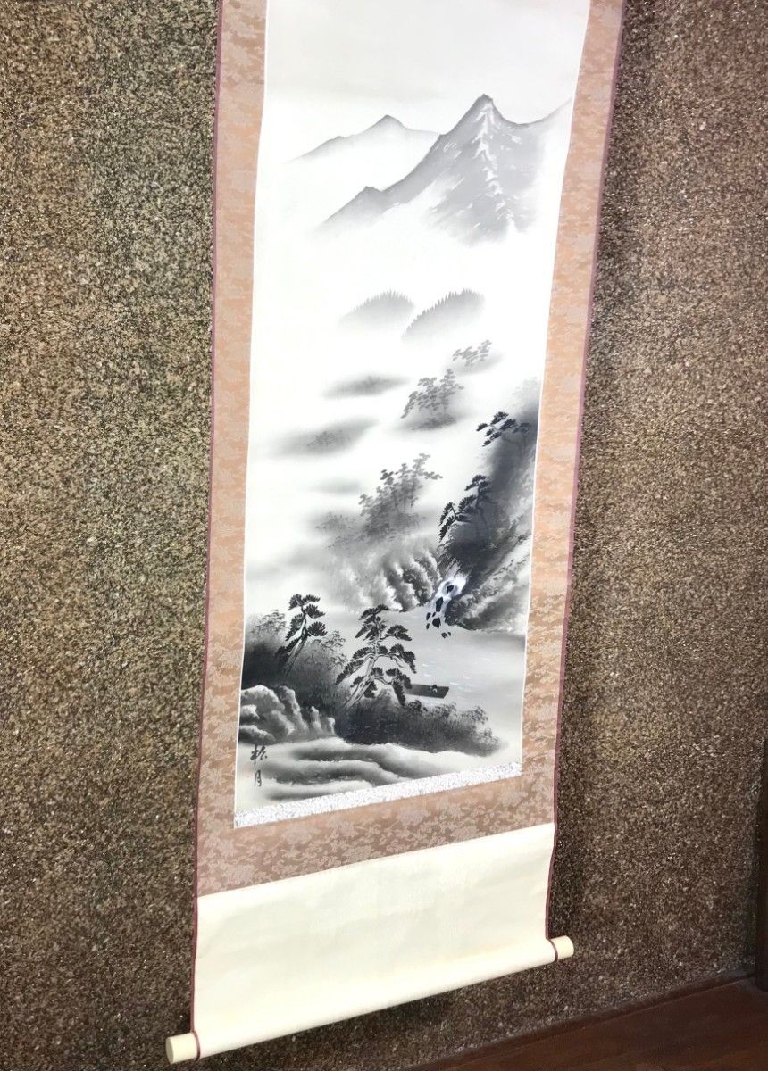 未使用　掛軸　松月　墨彩山水　日本画　風景画　水墨山水　山水画　年中掛　桐箱入　