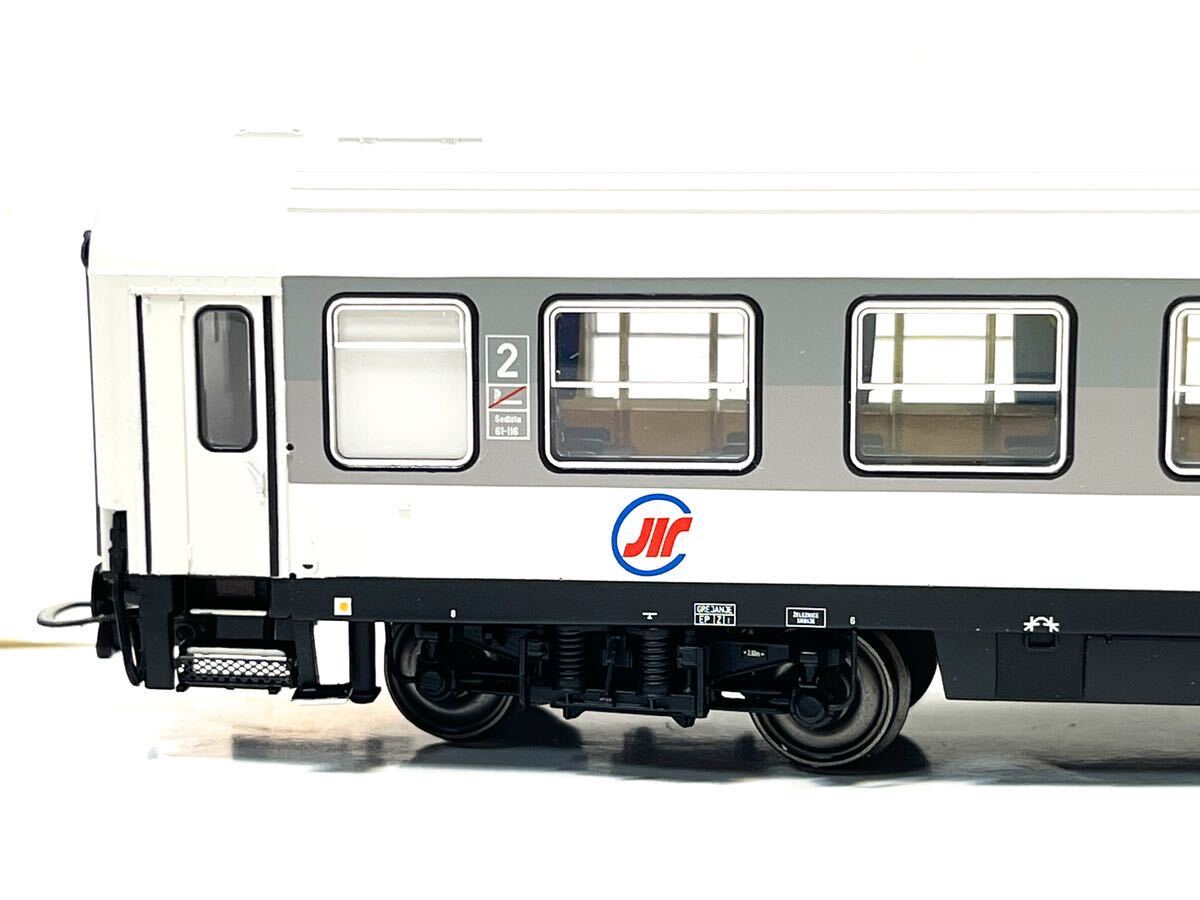 ACME 52889 セルビア鉄道ZS 客車★ハンガリーMAVとの併結などにどうぞ！