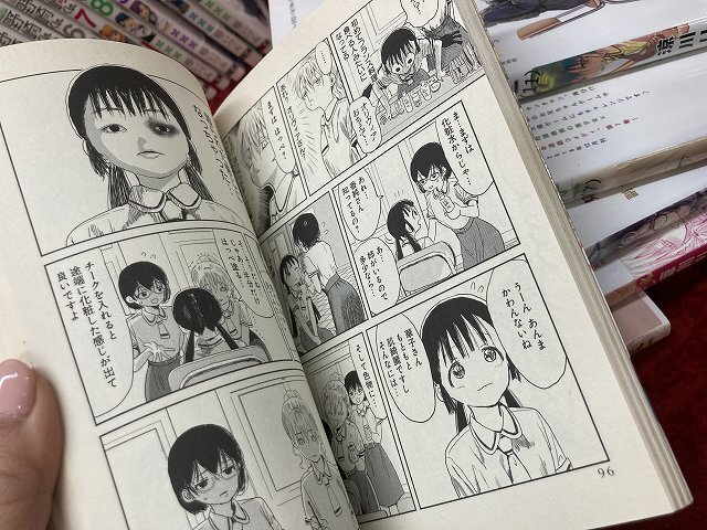 03-27-112 ◎BE 漫画 コミック あそびあそばせ 涼川りん　不揃い　1～11巻 まとめ売り セット 古本_画像3