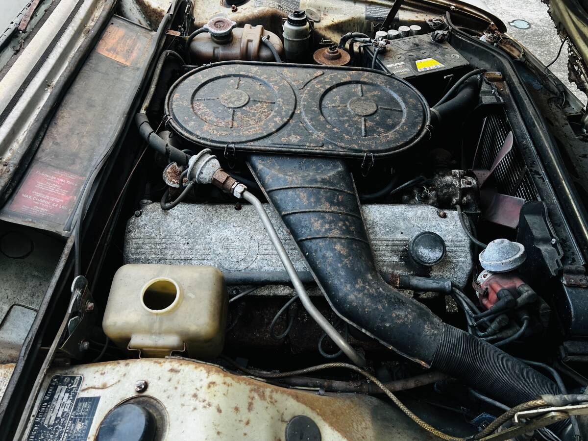 【超稀少】BMW E3 3.0s 1976年 最終モデル 左ハンドル AT BBS セダン 名車 E9 3.0cs 書類有 旧車 現状 不動 7シリーズ レストア 3.0 s cs_とりあえず油脂類は交換が必要です