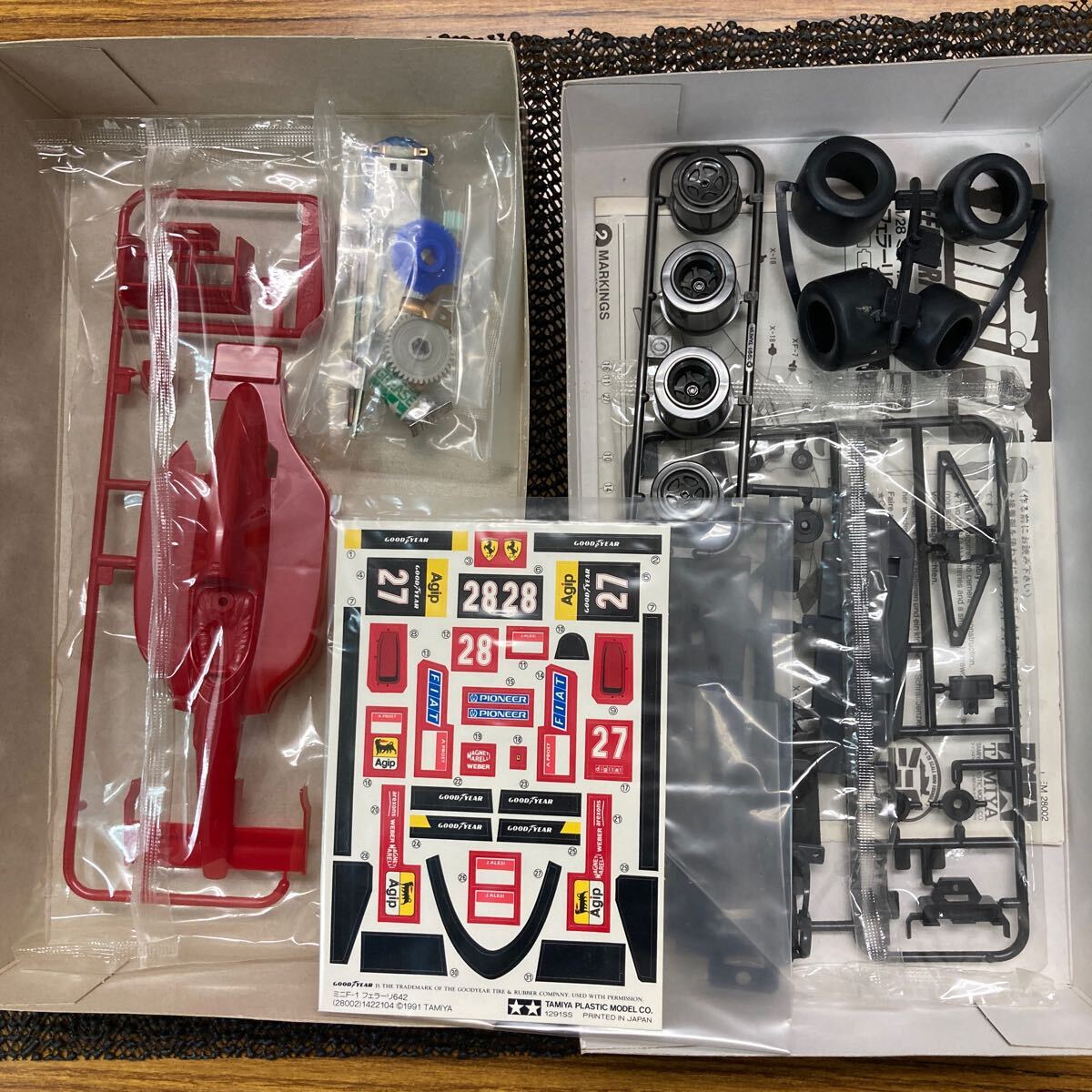 [ large price decline ]1/28 Mini F-1 series No.2 Ferrari 642 unused * not yet constructed TAMIYA that time thing plastic model Mini 4WD 