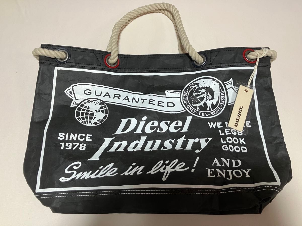 値下不可　新品☆DIESELディーゼル  ペーパーバッグ　トートバッグ