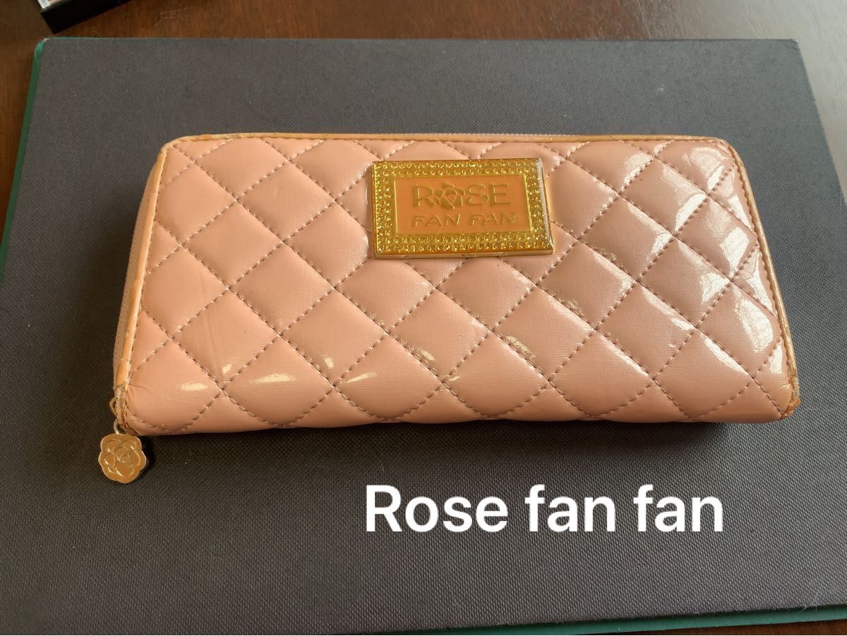 ローズファンファン　Rose fan fan 長財布