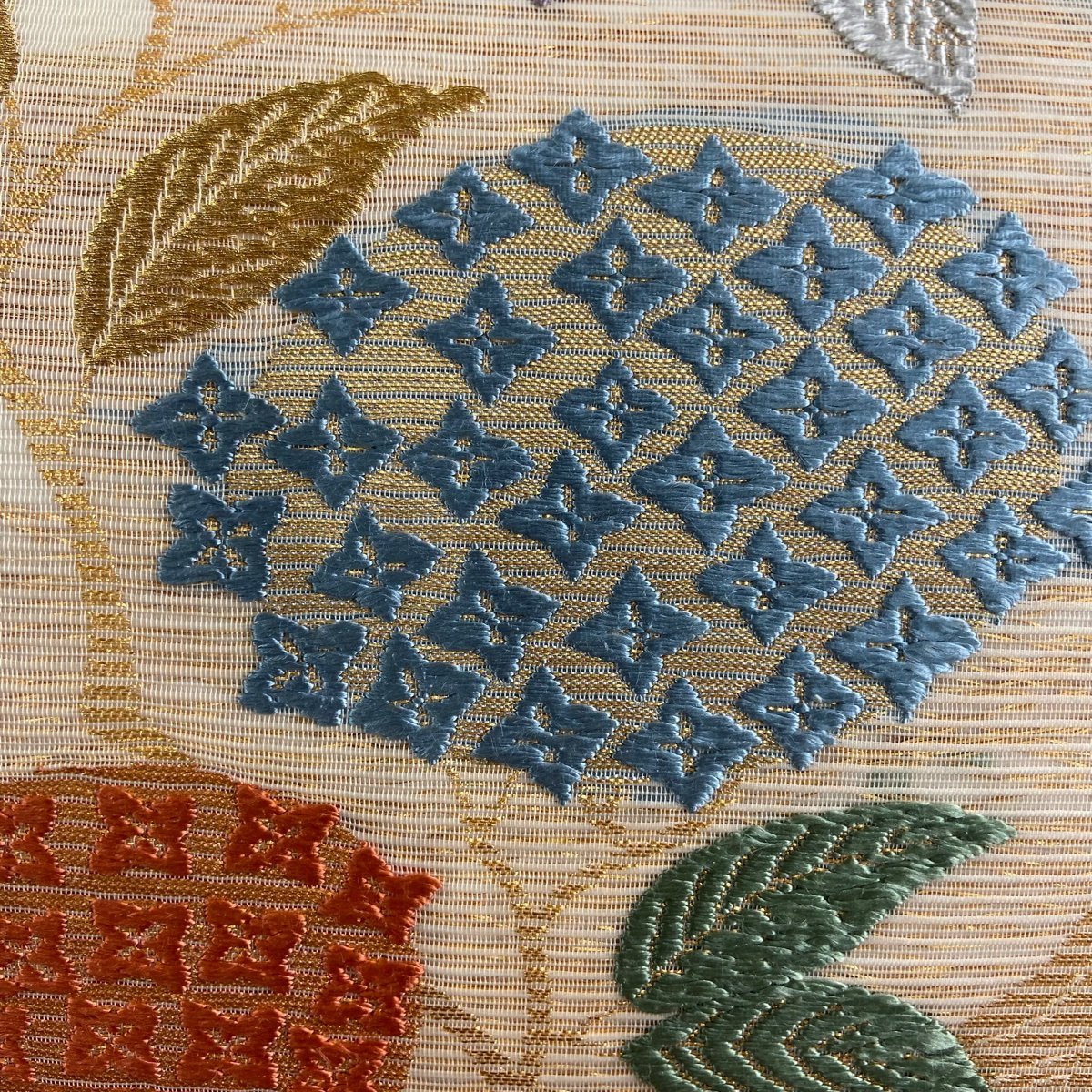 袋帯 名品 夏帯 絽 紫陽花 刺繍 金糸 ベージュ 六通 正絹 【中古】_バイセル 14117_2