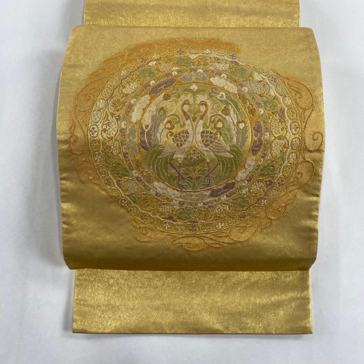 袋帯 秀品 向鳥 葡萄唐草金銀糸 箔 金色 お太鼓柄 正絹 【中古】_バイセル 14117_1