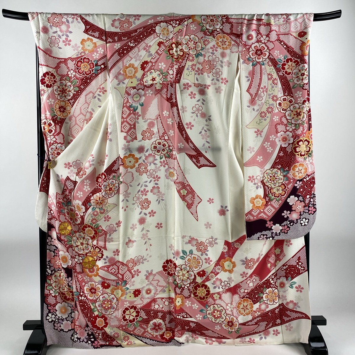 振袖 身丈170.5cm 裄丈70.5cm L 袷 束ね熨斗 桜 金糸 金彩 クリーム 正絹 美品 名品 【中古】