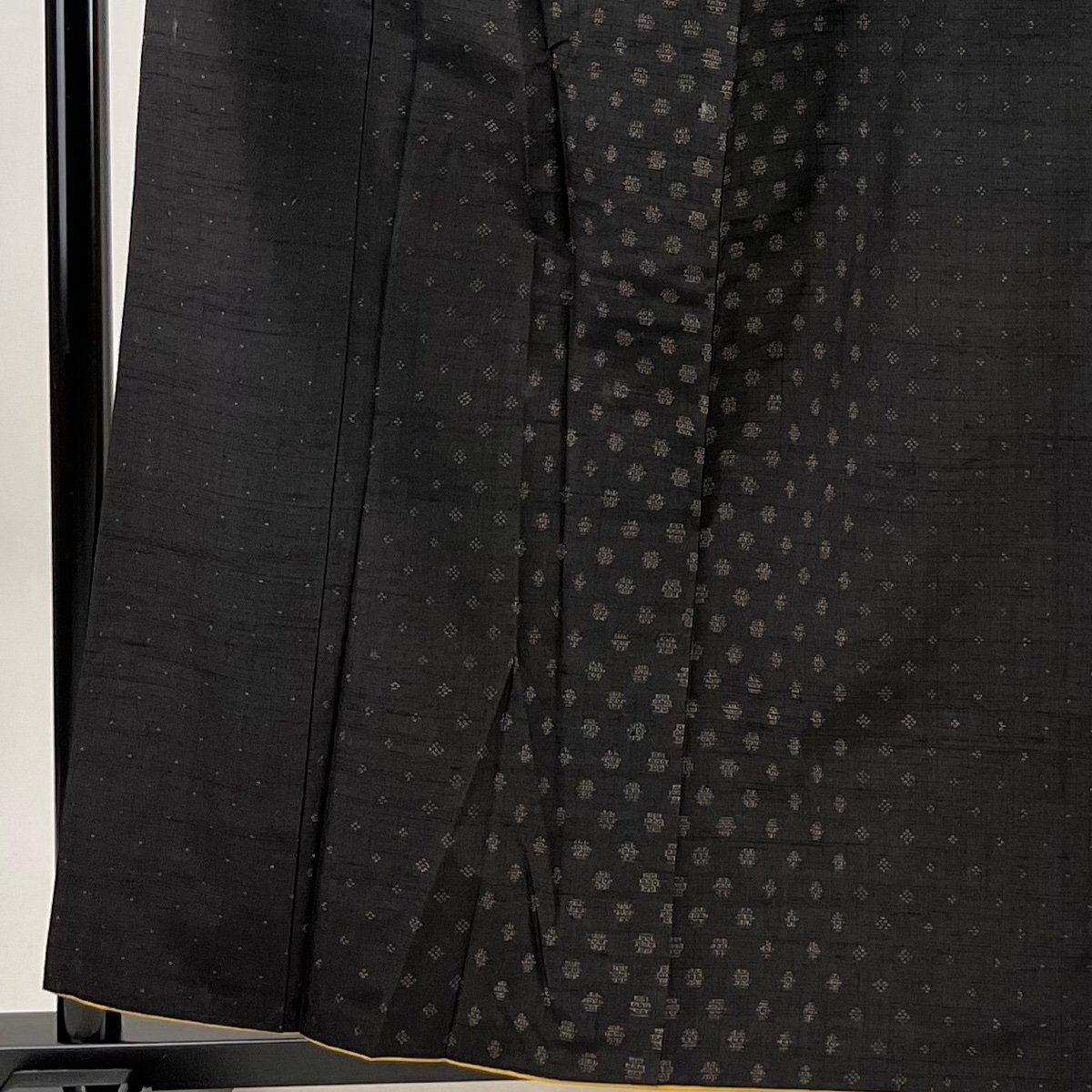  tsukesage length 161cm sleeve length 65cm M. pongee ground geometrical pattern . color silk name goods [ used ]