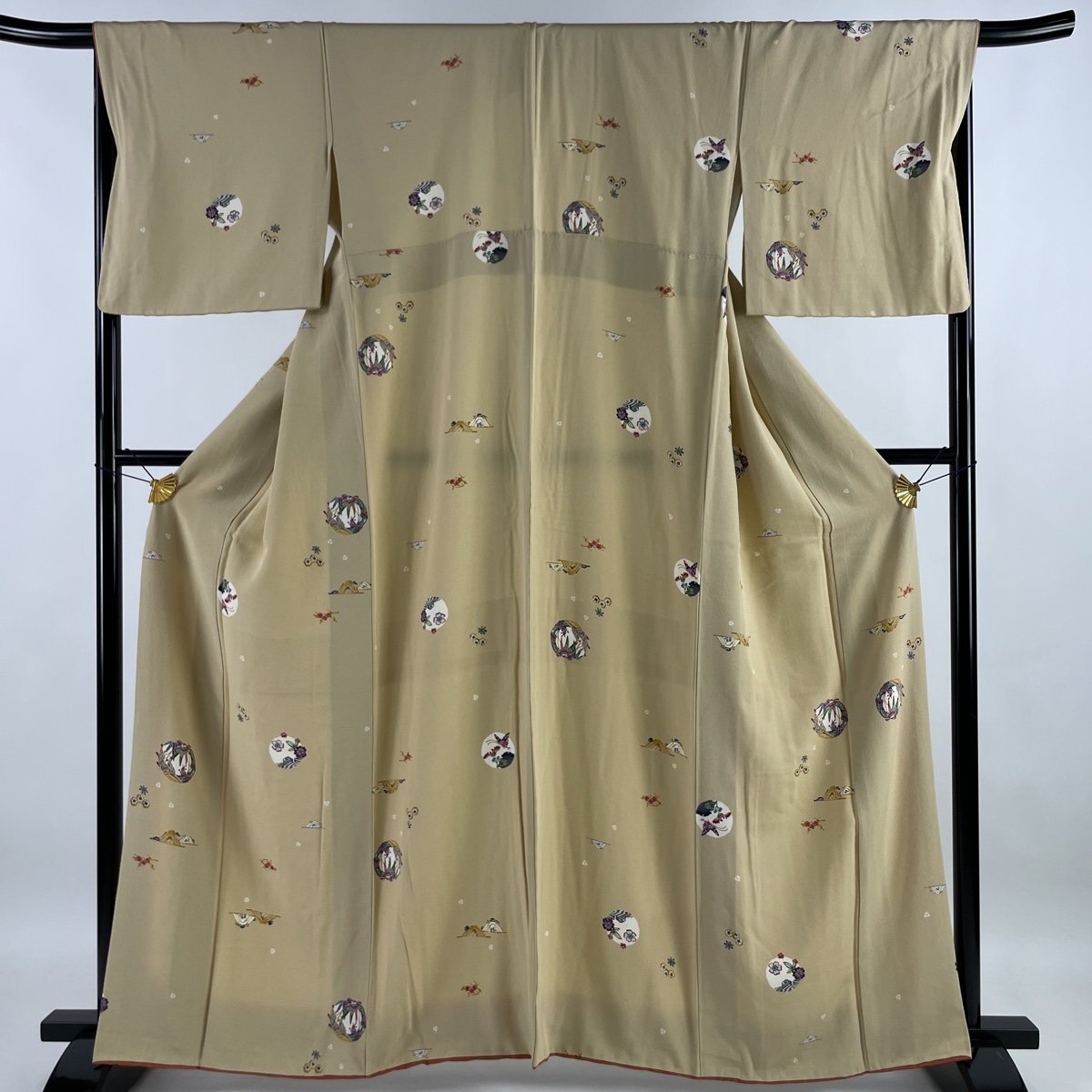 小紋 身丈161.5cm 裄丈68.5cm L 袷 梅 笹 縮緬 ベージュ 正絹 名品 【中古】_バイセル 14091_1