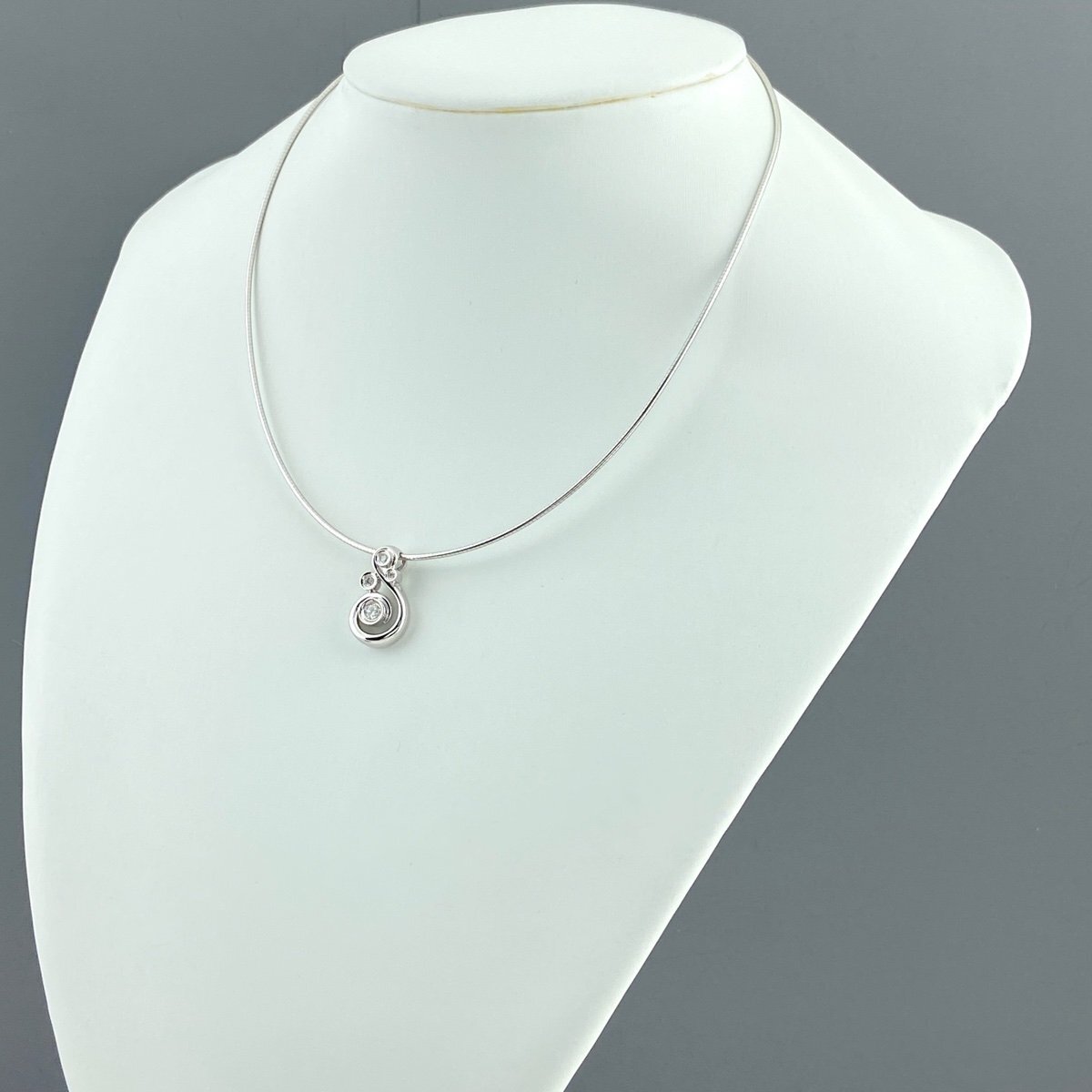 メレダイヤ デザインネックレス K18 ペンダント ネックレス 750 ダイヤモンド レディース 【中古】_バイセル 14158_3