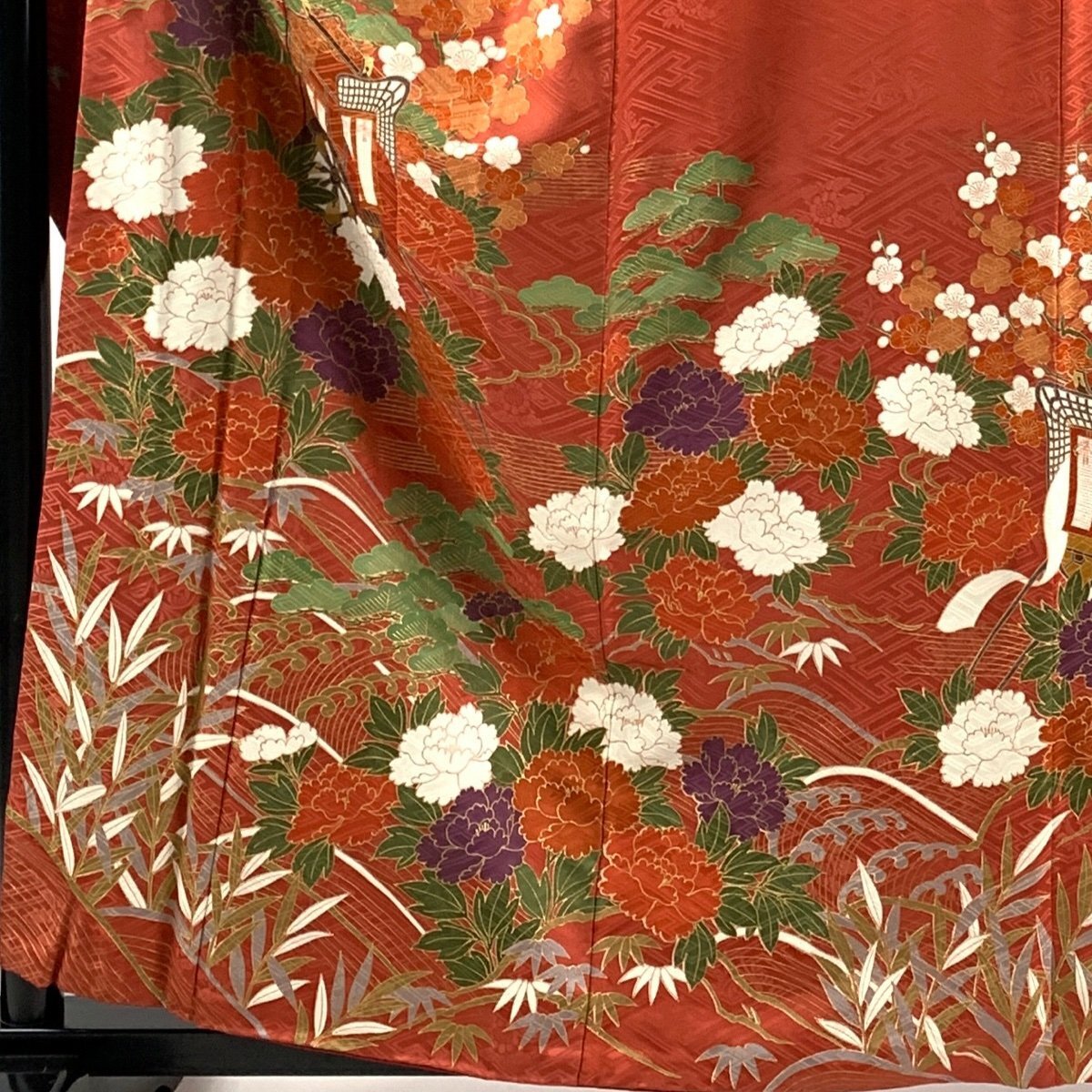  long-sleeved kimono length 158.5cm sleeve length 66cm M.. place car pine bamboo plum gold paint red silk preeminence goods [ used ]