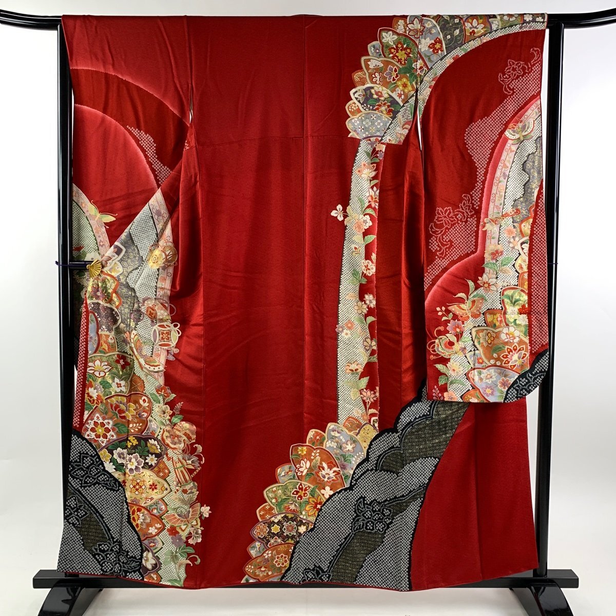 振袖 身丈157cm 裄丈63cm S 袷 草花 蝶 絞り 金彩 赤 正絹 美品 名品 【中古】_バイセル 14087_1