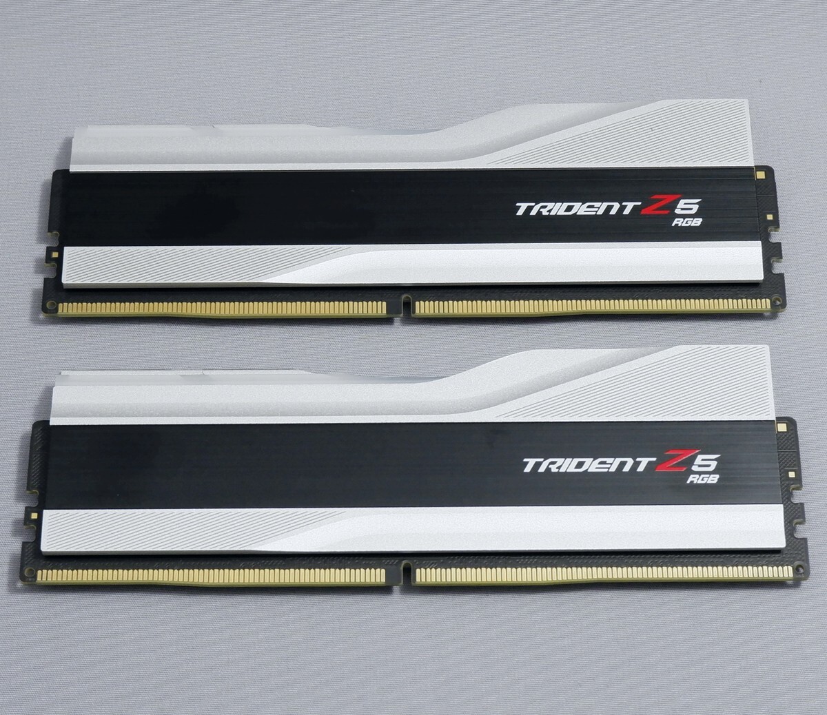 G.SKILL Trident Z5 RGB　DDR5-6000 CL40 XMP　16GB×2枚 計32GB_画像3